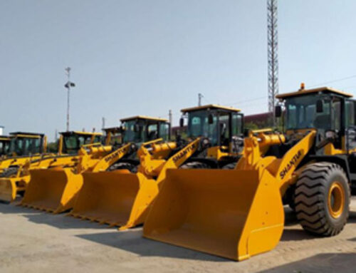 SHANTUI Rollers and Loaders are sent to West African market in batches
