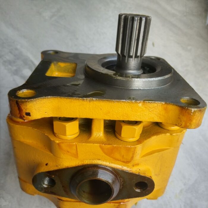 Shantui SD16 Transmission Pump 16Y-75-24000