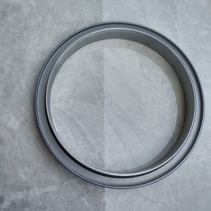 Shantui SD16 shangchai C6121 oil seal 4W0452