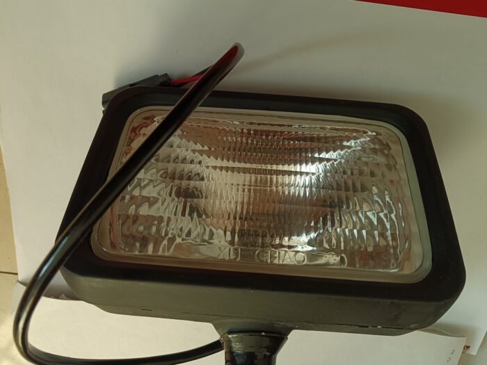 22B-06-11690 lamp komatsu dozer parts D65 D85